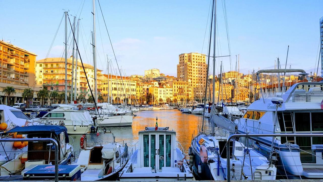 萨沃纳Appuntamento Al Porto别墅 外观 照片